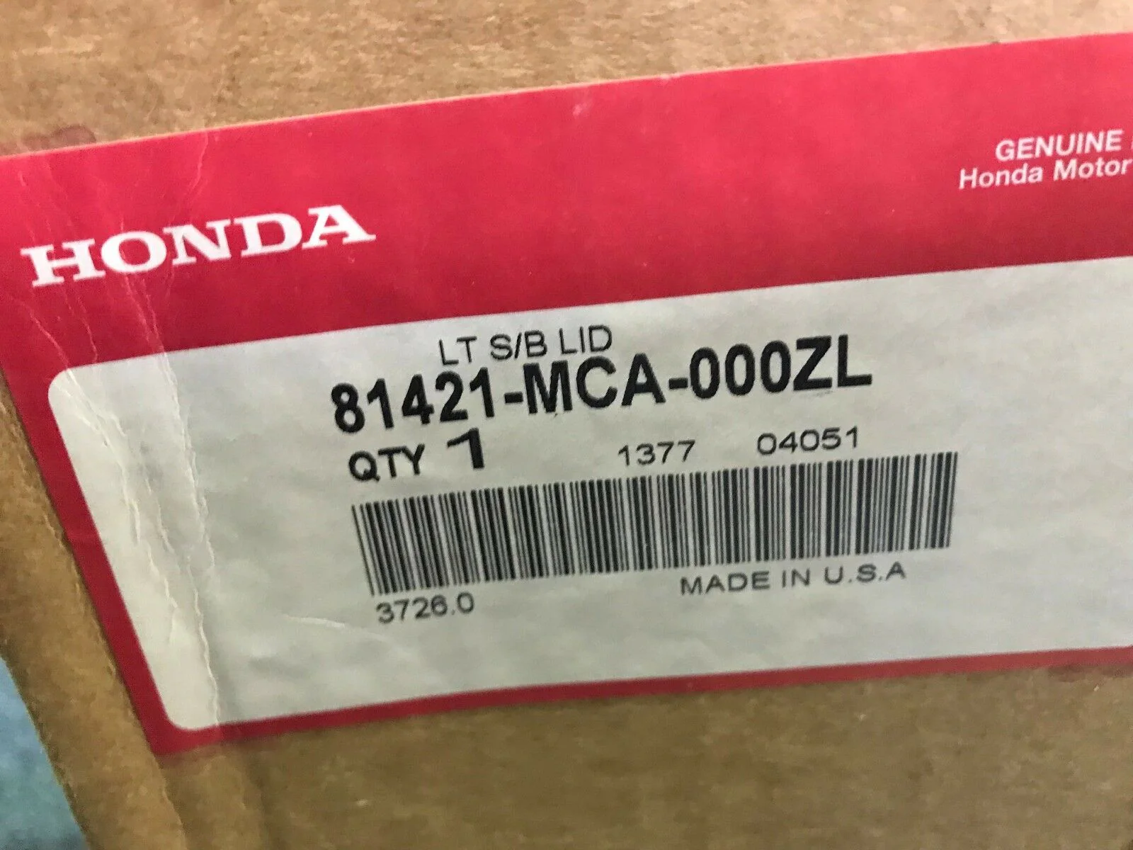 HONDA GL1800 GOLDWING GENUINE LEFT SADDLEBAG LID KELLY MAGENTA 81421-MCA-000ZL - Image 4